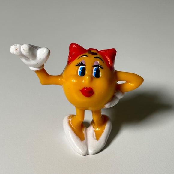 Vintage 80s Coleco Original Mr. & Mrs Pacman PVC Figurines Cake Toppers (11B) - Picture 4 of 5